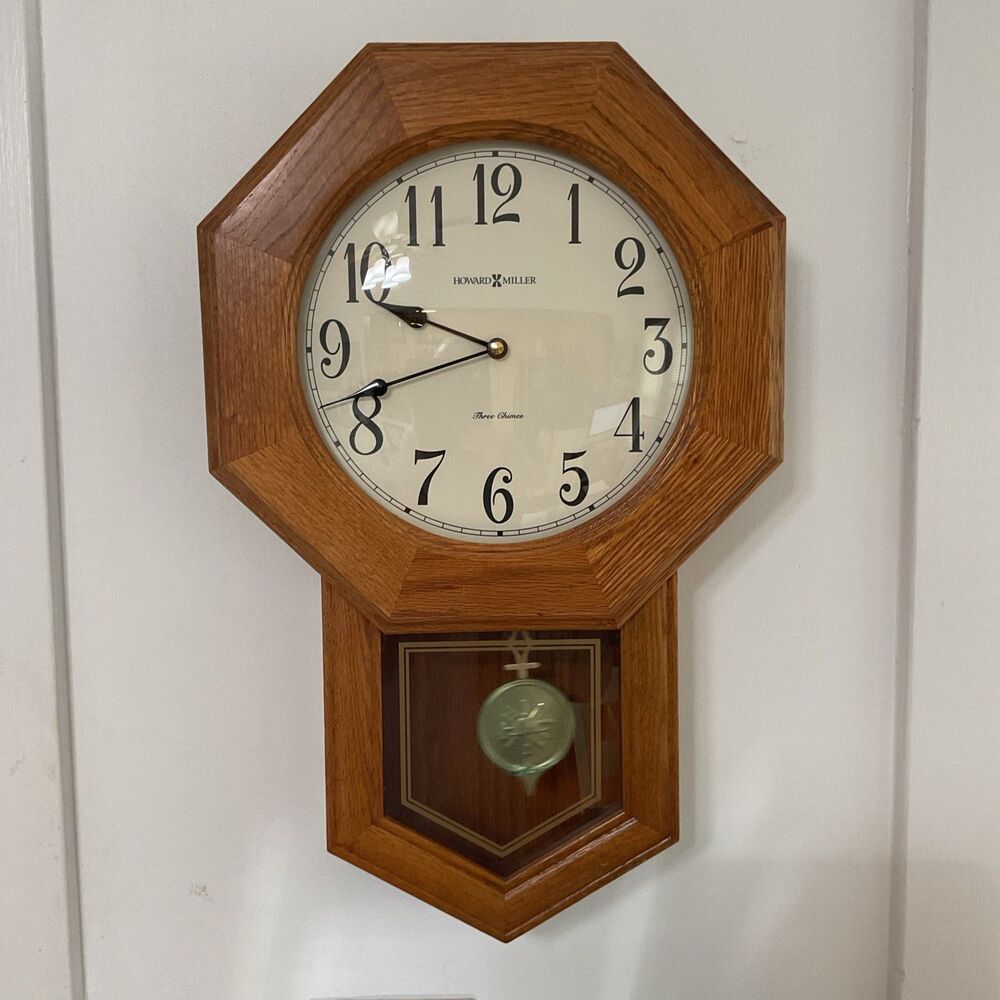 Howard Miller 625-242 Oak Wall Clock Quartz Pendulum Westminster Chime